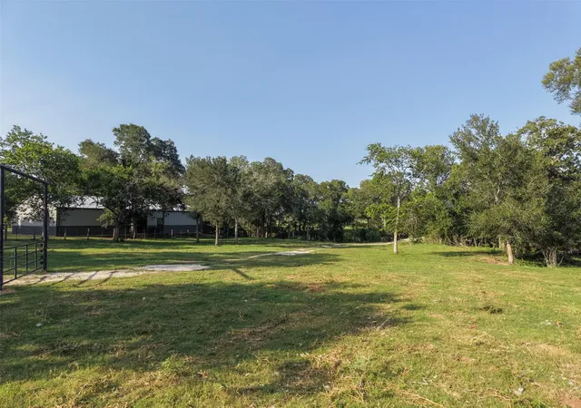 Photo 3 of Land for sale at 4140 Brown College Ln, Washington, TX 77880 | MLS# 61618732 | Listing updated on 2026-07-14