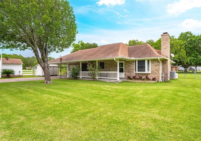 1st image of 2517 Avenue L, Santa Fe, TX 77510 | MLS# 63526174