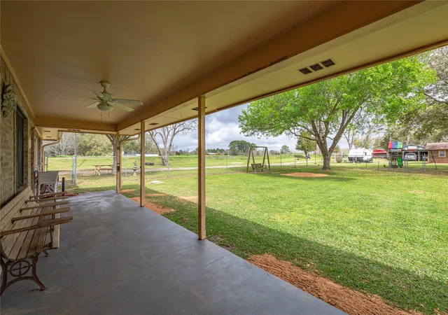 24th image of 2517 Avenue L, Santa Fe, TX 77510 | MLS# 63526174