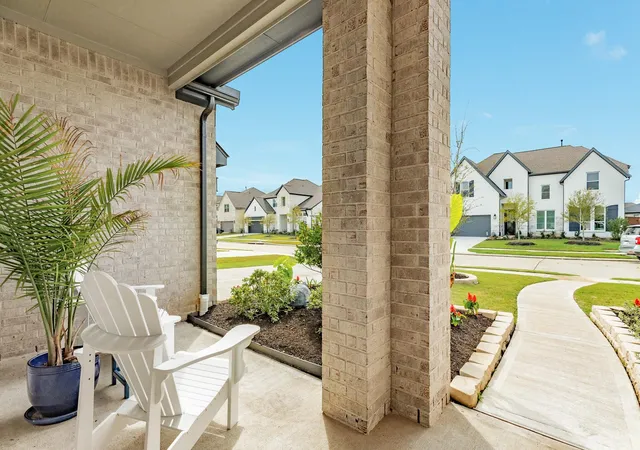 Photo 2 of Single family home for sale at 4607 Mountain Laurel Dr, Manvel, TX 77583 | MLS# 34941076 | Listing updated on 2026-09-15