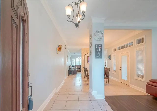 Photo 4 of Single family home for sale at 5439 Fern Park Dr, Kingwood, TX 77339 | MLS# 28952115 | Listing updated on 2026-09-13