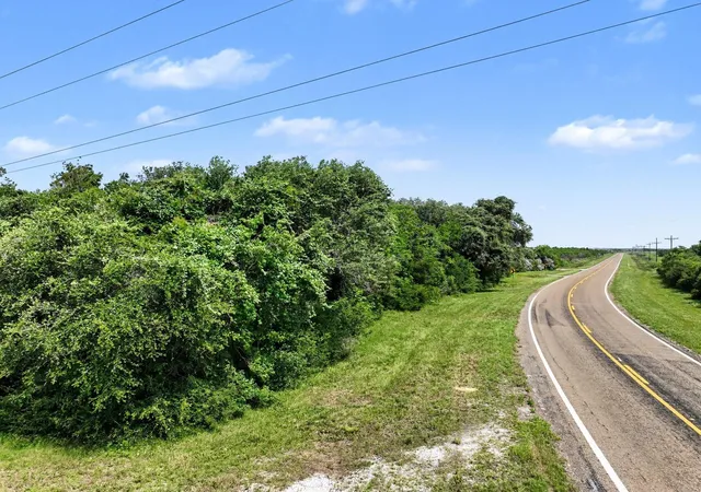 Homes for sale in Anahuac, TX | 04 Fm 562, Anahuac, TX 77514 | MLS# 81127861