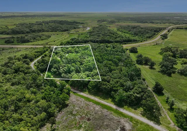 5th image of 04 Fm 562, Anahuac, TX 77514 | MLS# 81127861