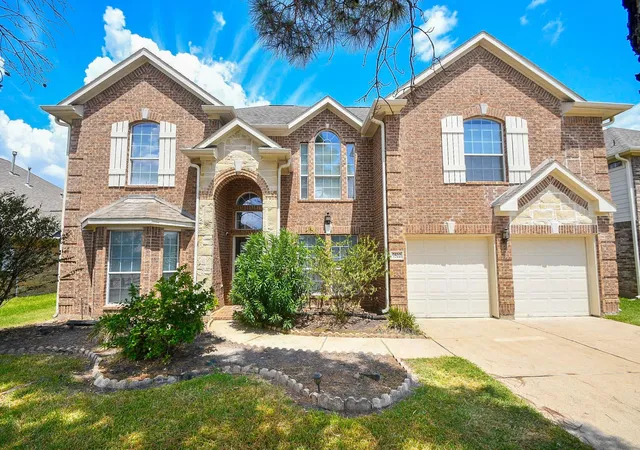 Photo 1 of Single family home for sale at 7522 Eastwood Lake Ln, Richmond, TX 77407 | MLS# 73236328 | Listing updated on 2026-08-29