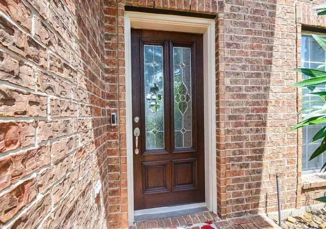 Photo 3 of Single family home for sale at 7522 Eastwood Lake Ln, Richmond, TX 77407 | MLS# 73236328 | Listing updated on 2026-08-29