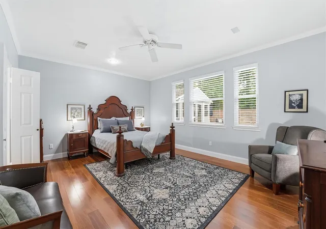 Photo 4 of Single family home for sale at 8103 Hurst Forest Dr, Humble, TX 77346 | MLS# 68754695 | Listing updated on 2026-09-15