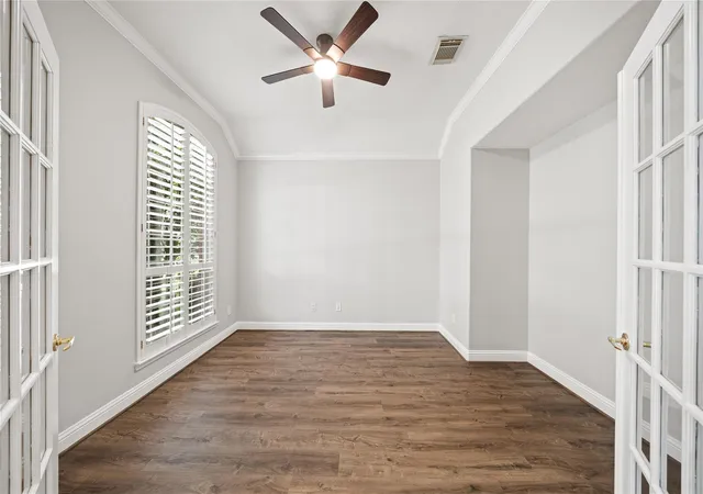 Homes for sale in Friendswood, TX | 705 Hidden Oak Ln, Friendswood, TX 77546 | MLS# 65724706