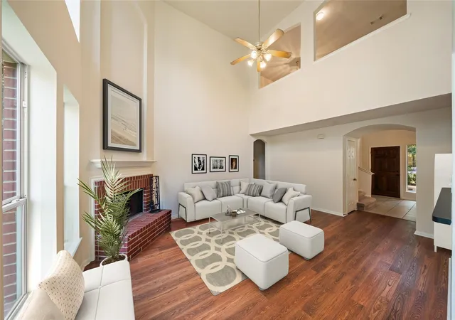 Homes for sale in The Woodlands, TX | 10 Orchid Grove Pl, The Woodlands, TX 77385 | MLS# 60698603