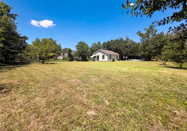 15th image of 415 Mallie St, Conroe, TX 77301 | MLS# 51357000
