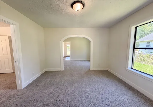 3rd image of 415 Mallie St, Conroe, TX 77301 | MLS# 51357000
