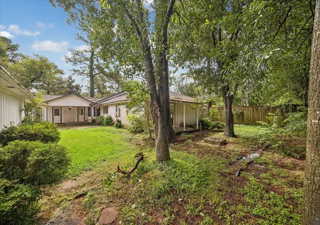 Photo 4 of Sale Pending at 17803 Loring Ln, Spring, TX 77388 | MLS# 72695150 | Listing updated on 2026-09-21