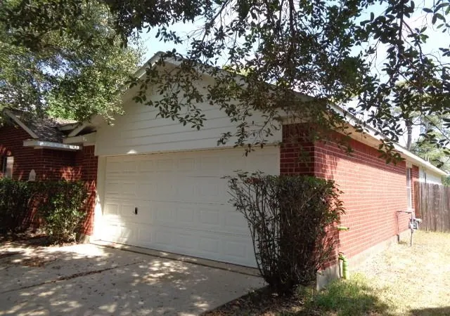 Photo 3 of Single family home for sale at 11803 Belle Ct, Pinehurst, TX 77362 | MLS# 14796463 | Listing updated on 2026-08-29