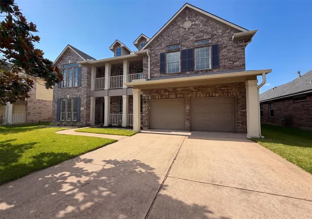 1st image of 11314 Sailwing Creek Ct, Pearland, TX 77584 | MLS# 16892317