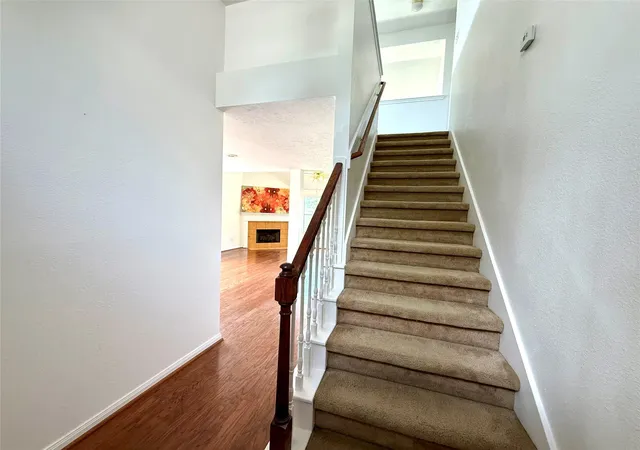 Photo 3 of Single family home for sale at 805 N Belle Dr, Angleton, TX 77515 | MLS# 89896733 | Listing updated on 2026-09-15