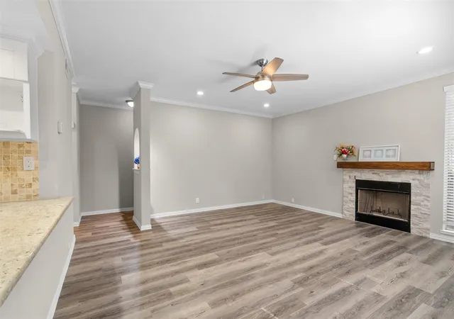 Photo 3 of Townhouse for sale at 161 Litchfield Ln, Houston, TX 77024 | MLS# 77606104 | Listing updated on 2026-04-11