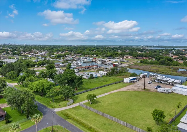 Photo 4 of Land for sale at 4301 20th Street N, Texas City, TX 77590 | MLS# 82328991 | Listing updated on 2026-05-26