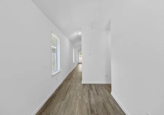 Photo 2 of Single family home for sale at 538 Belle Springs Ln, Conroe, TX 77301 | MLS# 11825176 | Listing updated on 2026-09-20