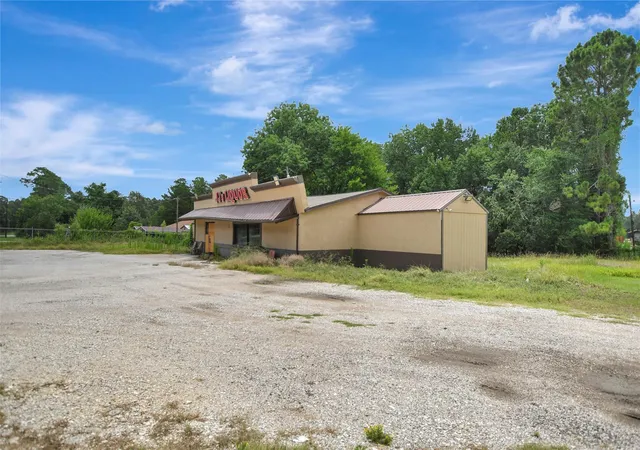 Photo 2 of Single family home for sale at 6396 & 6400 Fm 356, Trinity, TX 75862 | MLS# 5299060 | Listing updated on 2026-08-05