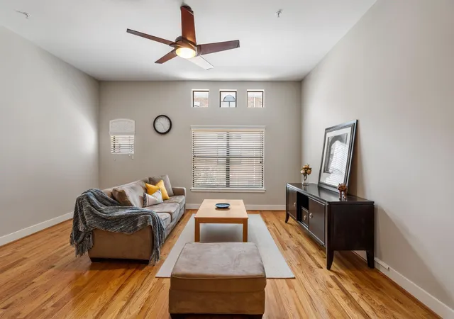 5th image of 8715 Meadowcroft Dr #702, Houston, TX 77063 | MLS# 83660279