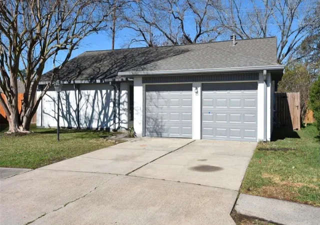 Photo 2 of Sale Pending at 2711 Goldspring Ln, Spring, TX 77373 | MLS# 79495878 | Listing updated on 2026-08-27