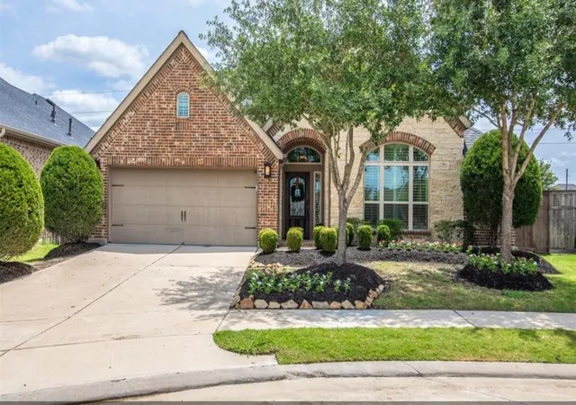 Photo 1 of Single family home for sale at 3727 Long Flower Ct, Fulshear, TX 77441 | MLS# 94089487 | Listing updated on 2026-08-09