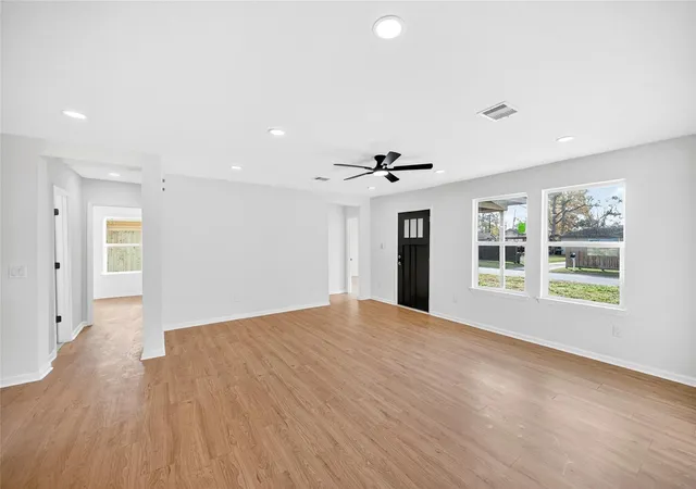 Photo 3 of Sale Pending at 7422 Wiley Rd, Houston, TX 77016 | MLS# 7090231 | Listing updated on 2026-09-17