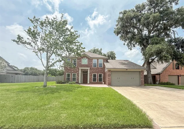 Homes for sale in Lake Jackson, TX | 205 Peppermint Dr, Lake Jackson, TX 77566 | MLS# 41452535