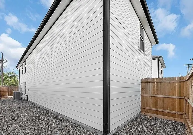 2nd image of 7737 Orebo A B St, Houston, TX 77088 | MLS# 63830318