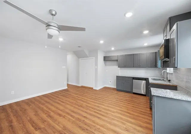 4th image of 7737 Orebo A-B St, Houston, TX 77088 | MLS# 63830318