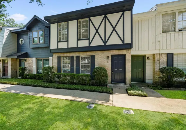 Photo 1 of Townhouse for sale at 10011 Knoboak Dr #47, Houston, TX 77080 | MLS# 55356823 | Listing updated on 2026-08-28