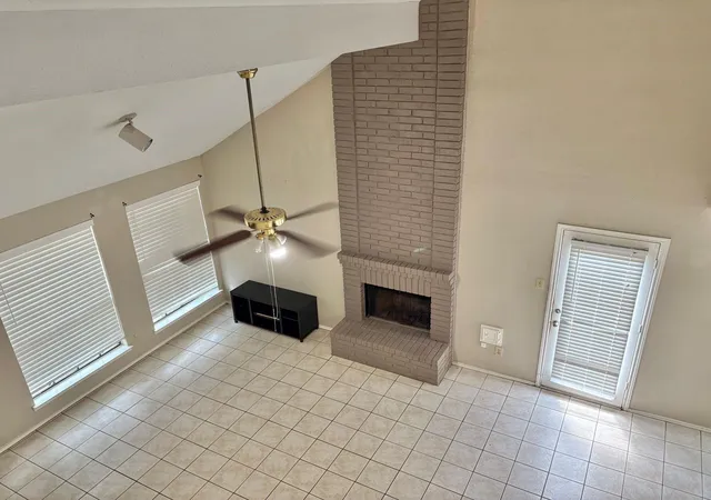 Photo 4 of Sale Pending at 16307 Leamington Ln, Houston, TX 77095 | MLS# 16816213 | Listing updated on 2026-09-14