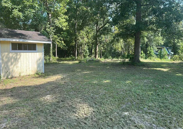 3rd image of 220 Cherokee Trl, Livingston, TX 77351 | MLS# 97402709