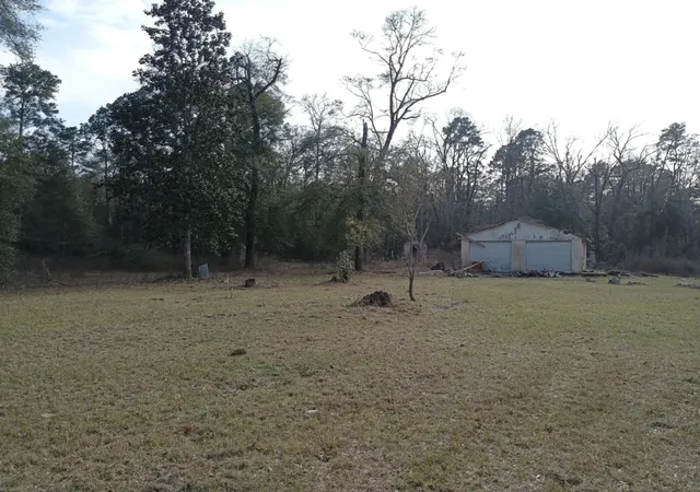 5th image of 220 Cherokee Trl, Livingston, TX 77351 | MLS# 97402709