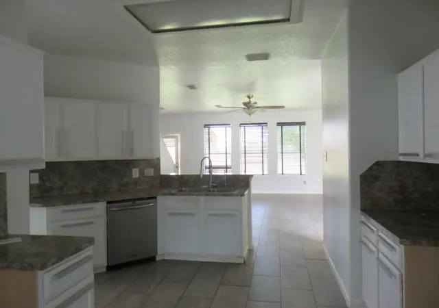 Photo 4 of Single family home for sale at 12127 Landsdown Ridge Way, Humble, TX 77346 | MLS# 64583365 | Listing updated on 2026-08-17