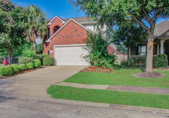 Photo 1 of Single family home for sale at 14034 Chelseahurst Ln, Houston, TX 77047 | MLS# 13078990 | Listing updated on 2026-06-17