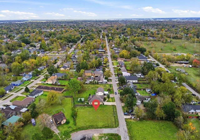 Photo 4 of Land for sale at 5043, 5045 Higgins And 5035,5037 Paula St, Houston, TX 77033 | MLS# 59748455 | Listing updated on 2026-09-05