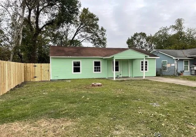 Homes for sale in Houston, TX | 7338 Guadalcanal Rd, Houston, TX 77033 | MLS# 50517277