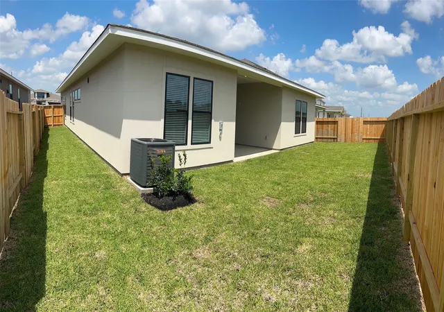 Photo 2 of Single family home for sale at 1816 Drover Ln, Rosenberg, TX 77471 | MLS# 24093081 | Listing updated on 2026-08-28