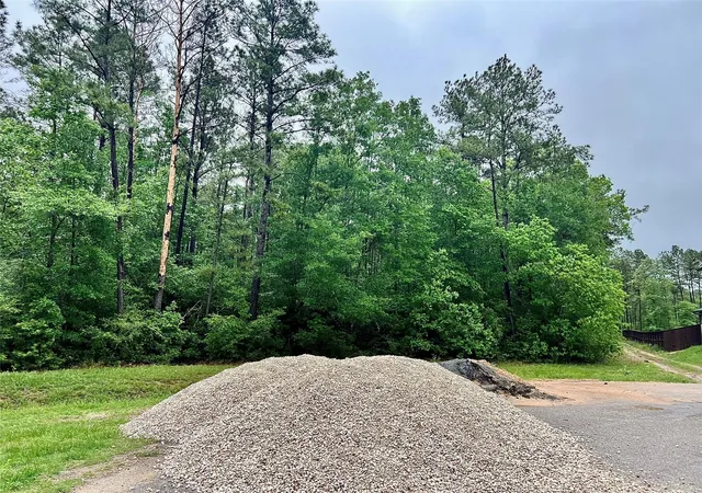 Photo 2 of Land for sale at 1069 Runner Dr, Dayton, TX 77535 | MLS# 56719132 | Listing updated on 2026-05-05