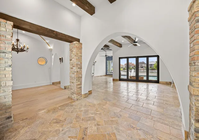 5th image of 721 Harborside Wy, Kemah, TX 77565 | MLS# 69086589