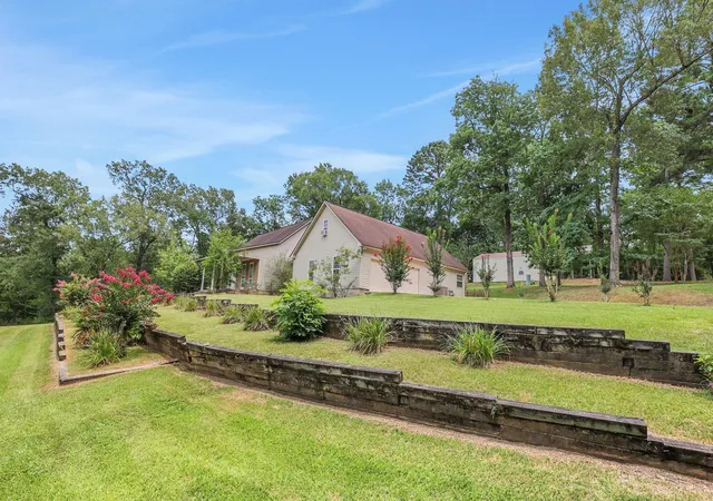 Photo 42 of Single family home for sale at 401 Hill Crk Dr, Coldspring, TX 77331 | MLS# 47943379 | Listing updated on 2026-09-09