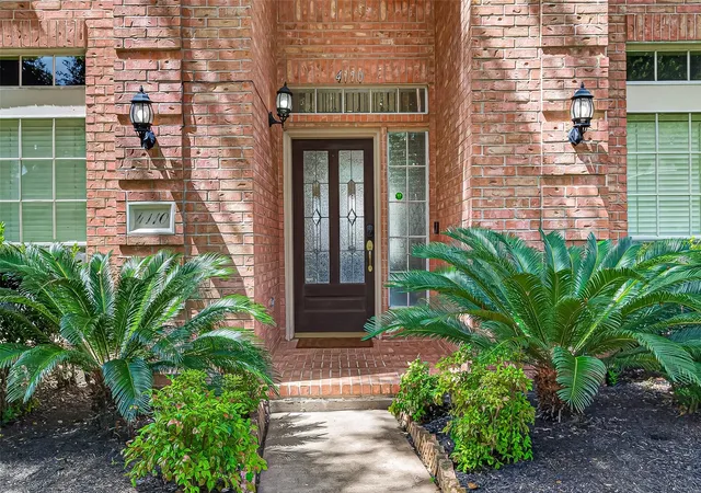 3rd image of 4110 Walkabout Cir, Missouri City, TX 77459 | MLS# 62255497