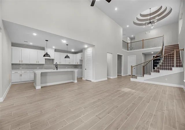 Photo 3 of Single family home for sale at 15823 Swan Lake Ln, Conroe, TX 77302 | MLS# 44556623 | Listing updated on 2026-08-27