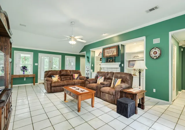 5th image of 803 W Peach Hollow Cir, Pearland, TX 77584 | MLS# 31317708