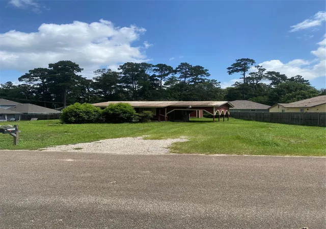 Photo 2 of Single family home for sale at 2361 Osage Trl, Willis, TX 77378 | MLS# 93274630 | Listing updated on 2026-07-01