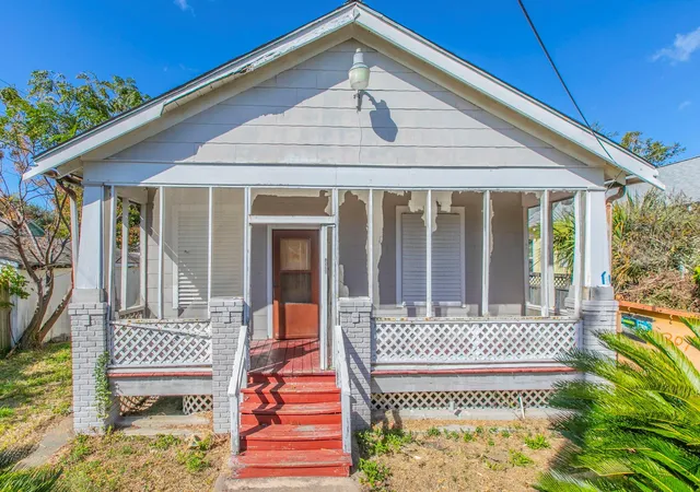 Photo 1 of Sale Pending at 4314 Ave Q 1/2, Galveston, TX 77550 | MLS# 54467989 | Listing updated on 2026-09-05