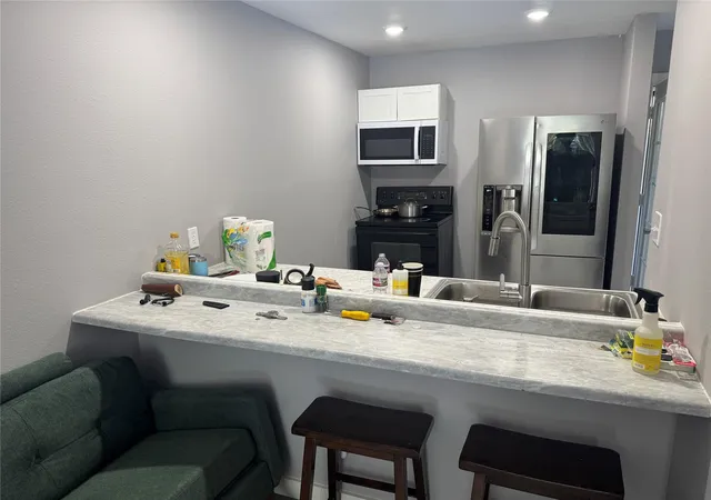 3rd image of 3300 Yorktown St #4, Houston, TX 77056 | MLS# 44993475