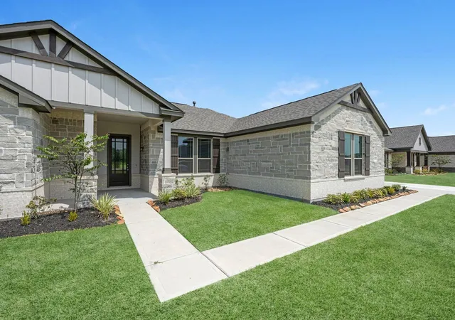 Photo 3 of Single family home for sale at 460 Barton Pl Dr, Tarkington, TX 77327 | MLS# 84015748 | Listing updated on 2026-09-02