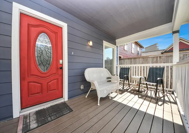 Photo 3 of Single family home for sale at 1810 Johnson St, Houston, TX 77007 | MLS# 60562446 | Listing updated on 2026-05-09