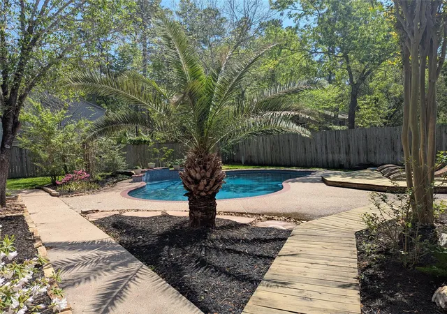 Photo 4 of Single family home for sale at 22 Cokeberry St, Spring, TX 77380 | MLS# 54767789 | Listing updated on 2026-09-14